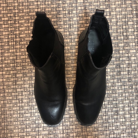 Kenneth Cole SALT HEELED CHELSEA BOOT - Picture 7 of 7